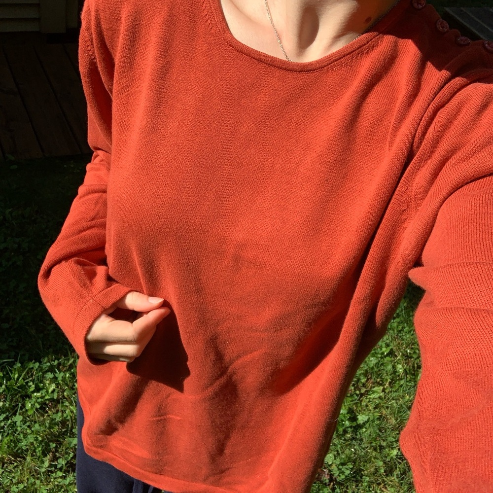 Contemporaine Red Longsleeves